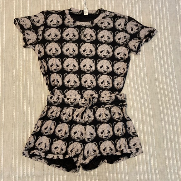 kate quinn Other - Kate Quinn panda lounge set